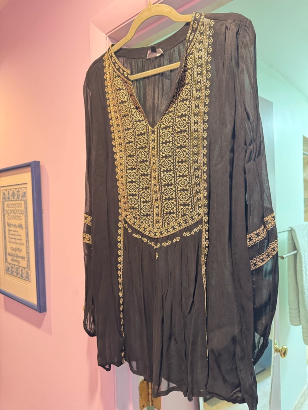 Tolani Black Tunic Dress Size XL with Gold Embroidery - Picture 2 of 8